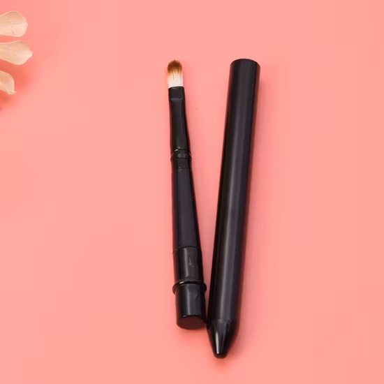 Retractable Professional Lip Makeup Brush High Quality Beauty Care Cosmetic Brush