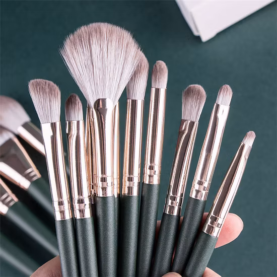 Custom Logo 14 PCS High Quality Professional Private Label Synthetic Brushes Green Makeup Brush Set with Belt Bag